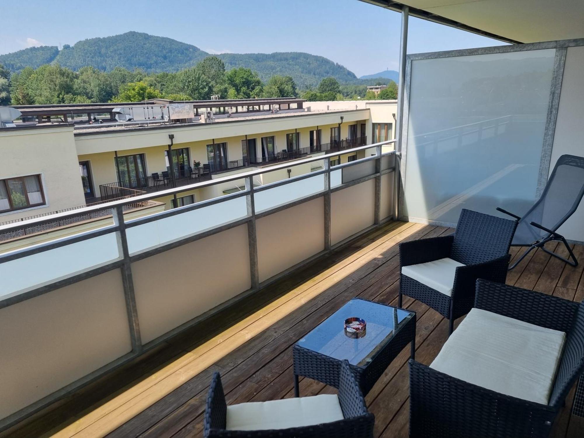 Traumapartment Neben Universität Und Lakeside In ! * Klagenfurt am Wörthersee